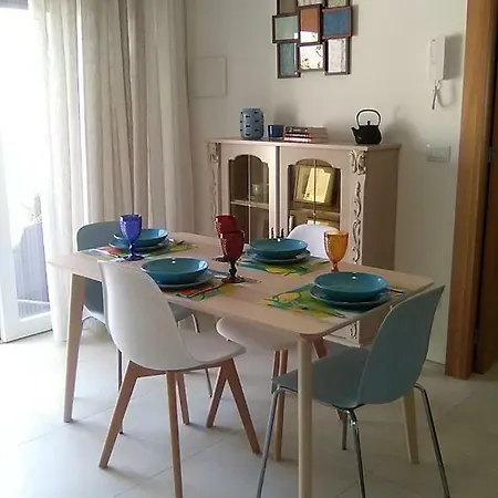 Stefania * Castro (Lecce)